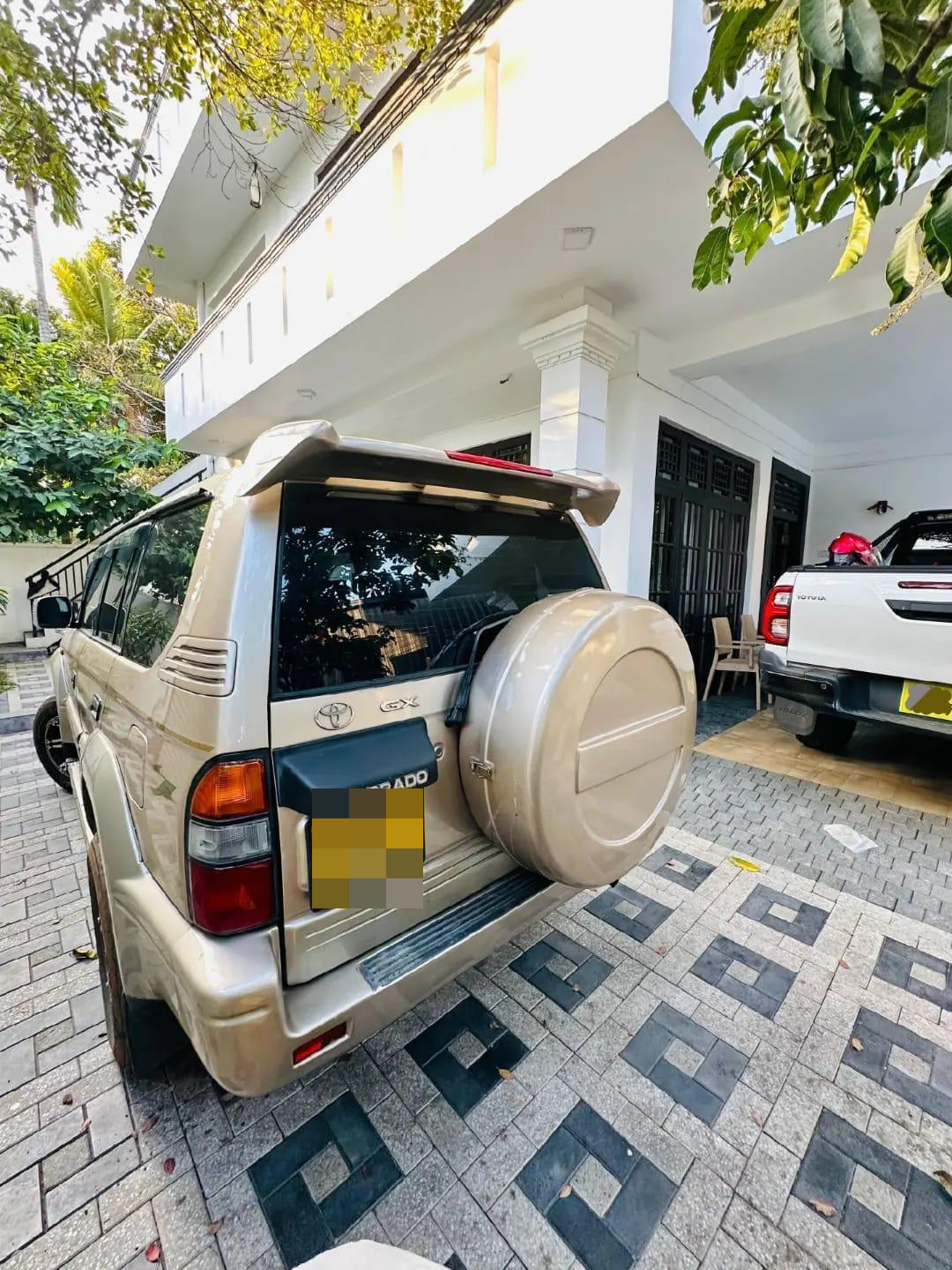 Advertisement image 4