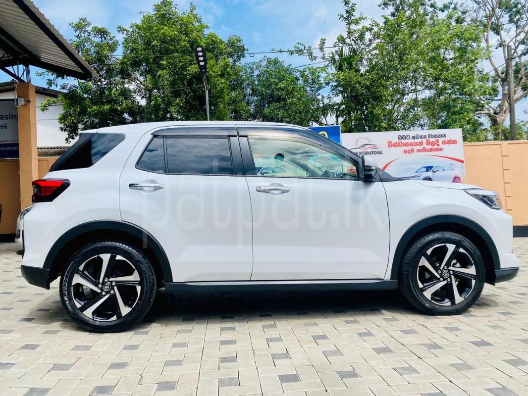 Advertisement image 4