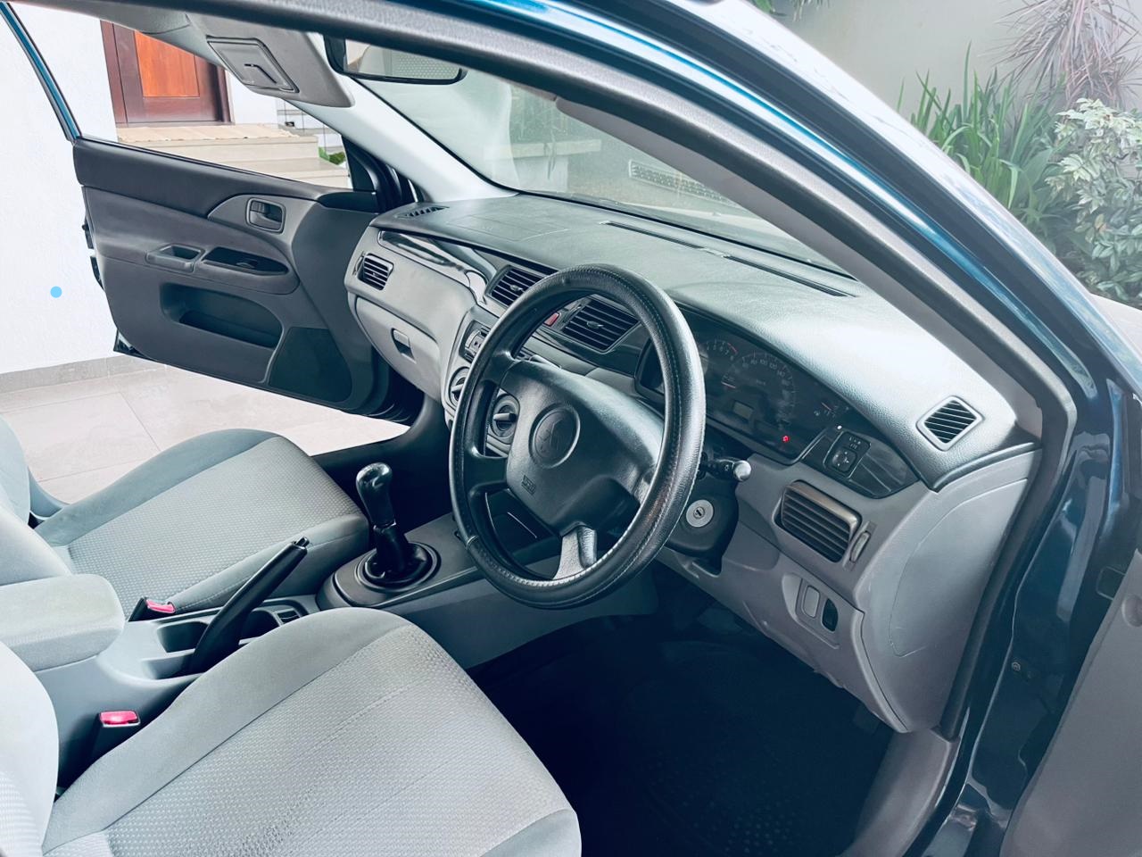 Advertisement image 6