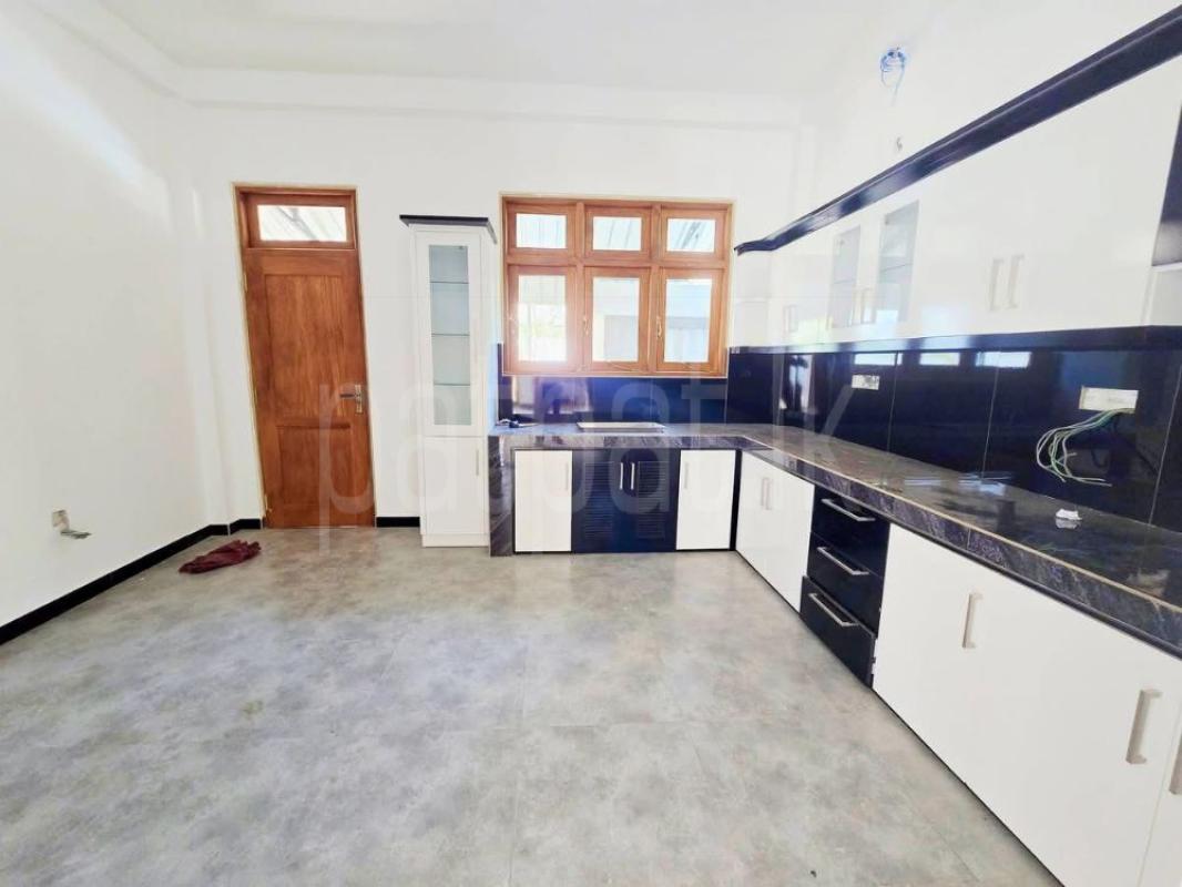 House for Sale in Mattegoda