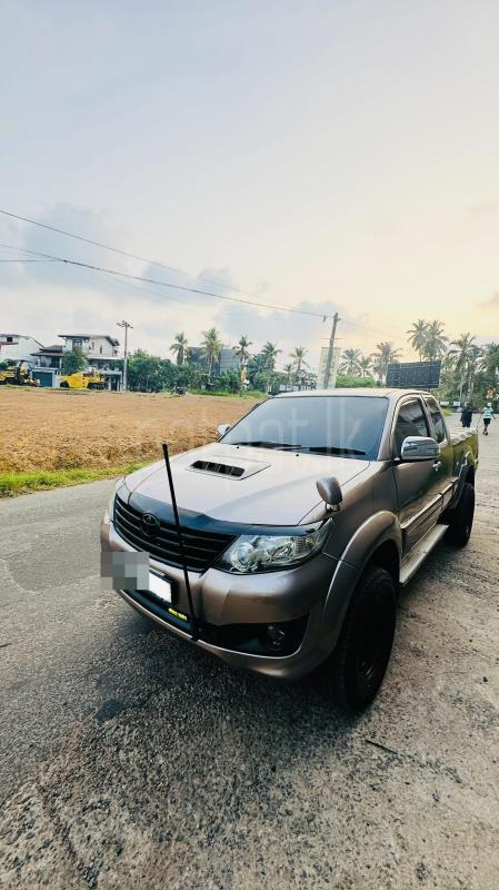 Toyota Hilux 2010 - Used Pick-up  sale in Sri Lanka - patpat.lk