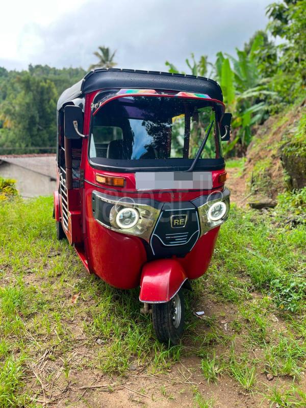 Bajaj Three Wheel 2019 - பயன்படுத்தப்பட்டது முச்சக்கர வண்டி sale in Sri Lanka - patpat.lk
