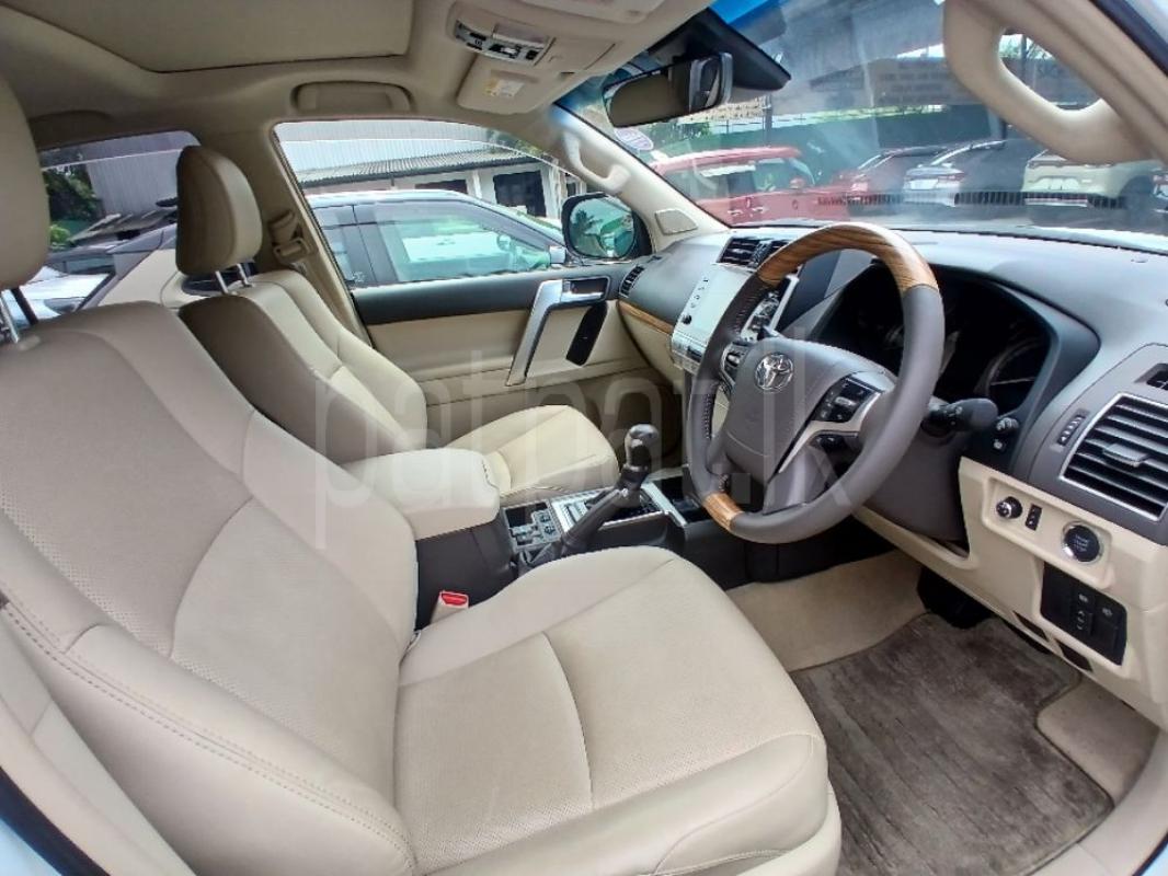 Advertisement image 6