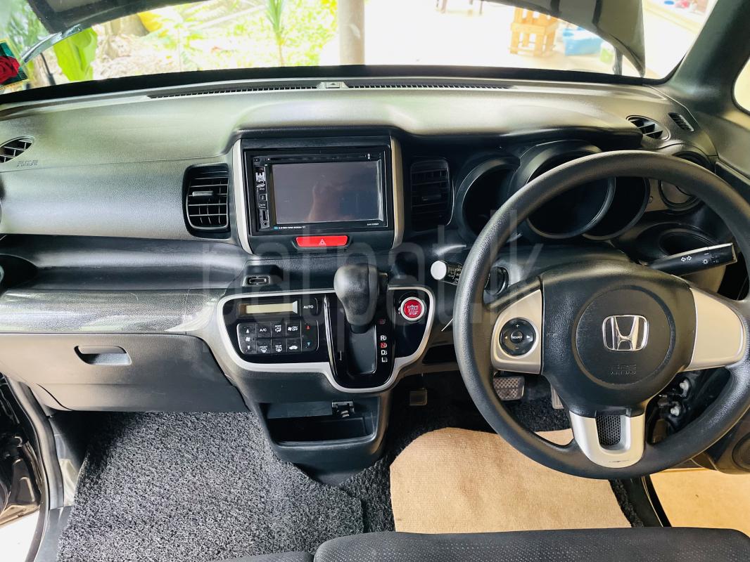 Advertisement image 5