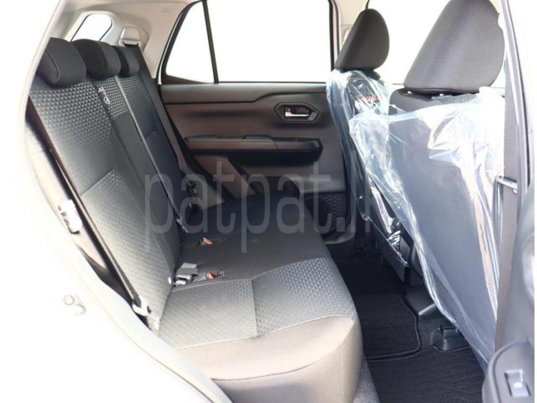 Advertisement image 6