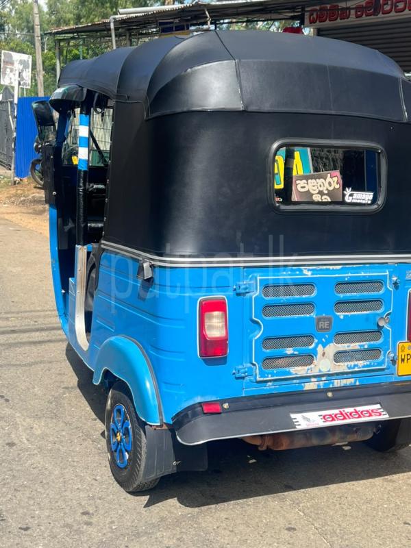 Bajaj 4 stroke 2018 - භාවිතා කරන ලද ත්‍රිරෝද රථය sale in Sri Lanka - patpat.lk