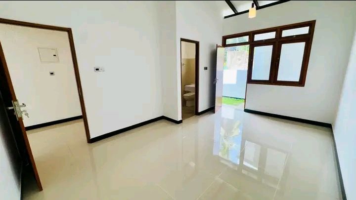 House for Sale in Athurugiriya