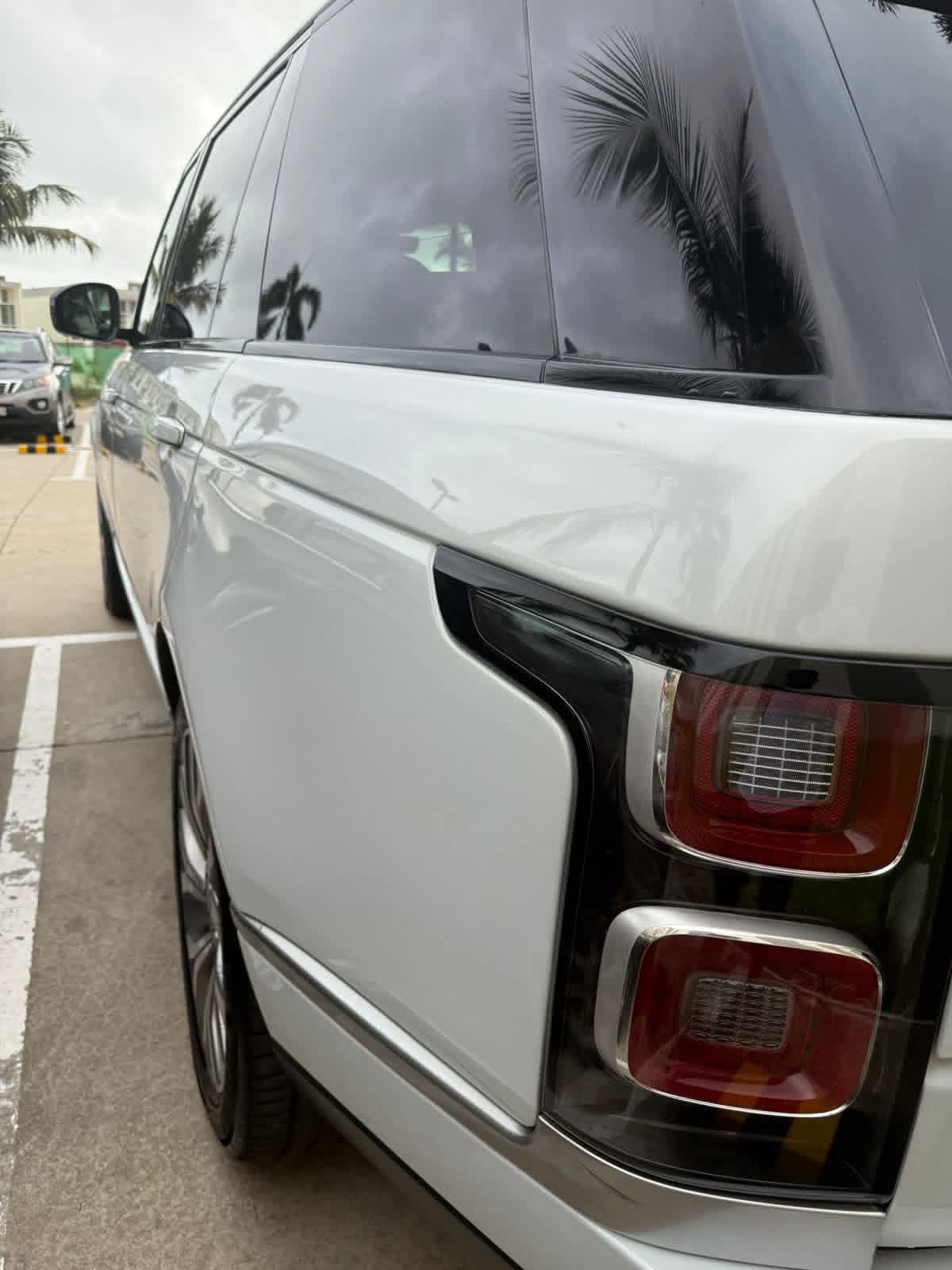 Land Rover Range Rover 2018 - Used SUV sale in Sri Lanka - patpat.lk