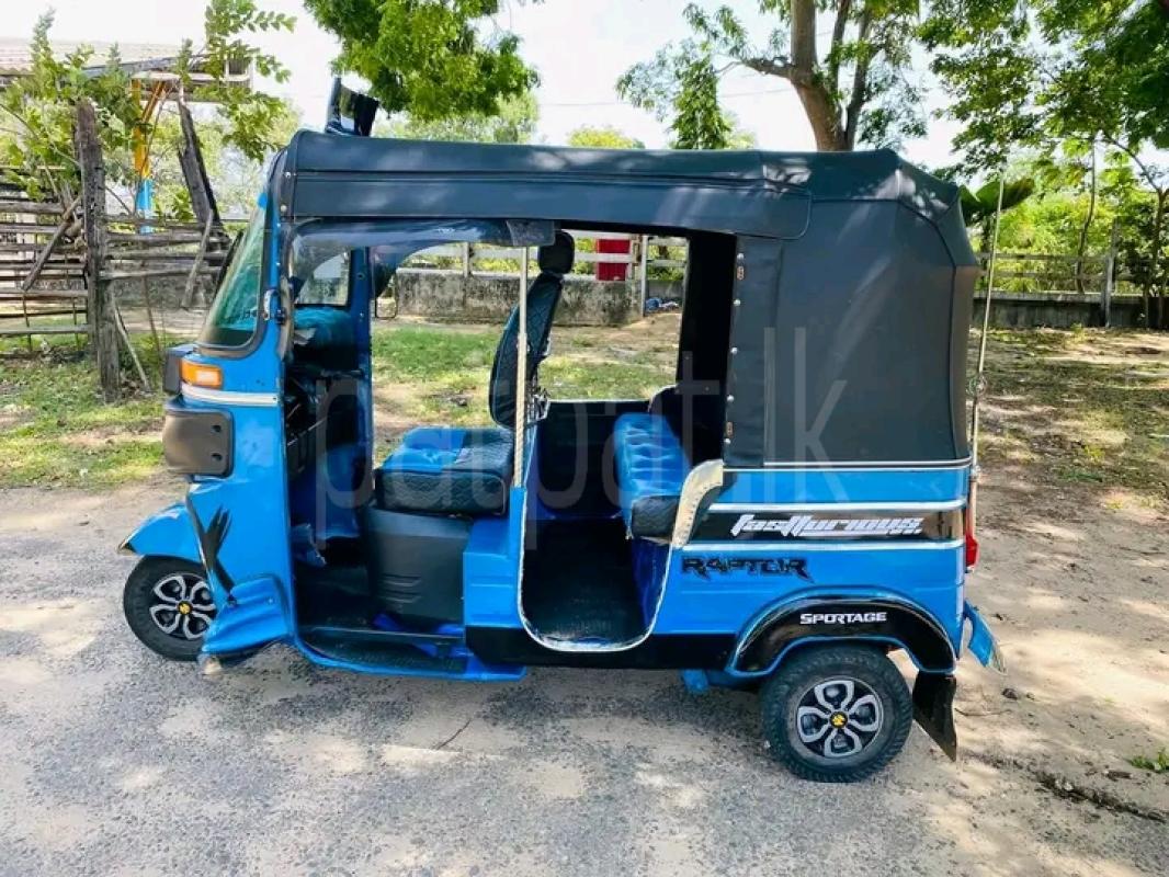 Bajaj Three Wheel 2014 - Used Three wheeler sale in Sri Lanka - patpat.lk