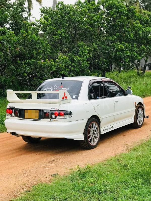 Mitsubishi Lancer 1994 - பயன்படுத்தப்பட்டது கார் sale in Sri Lanka - patpat.lk