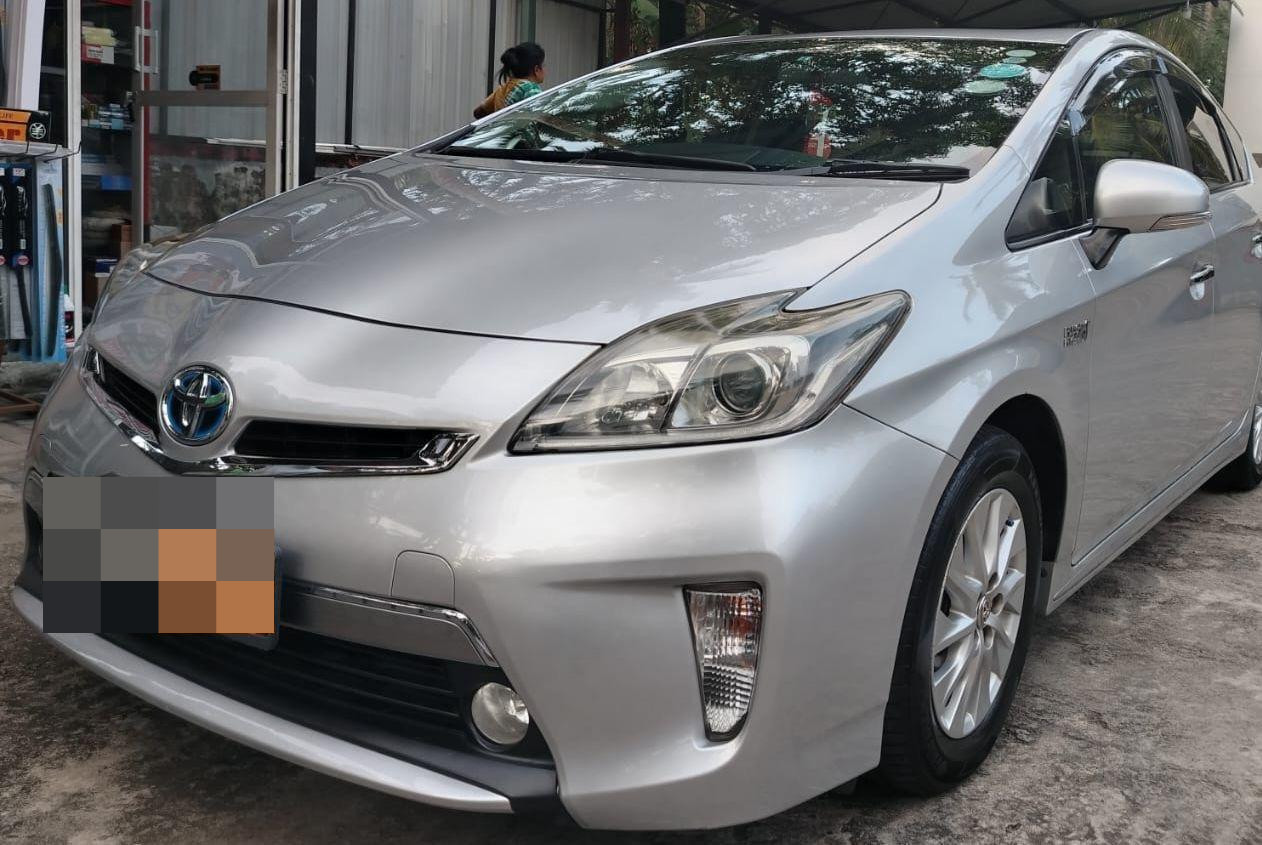 Toyota Prius 2014 - பயன்படுத்தப்பட்டது கார் sale in Sri Lanka - patpat.lk