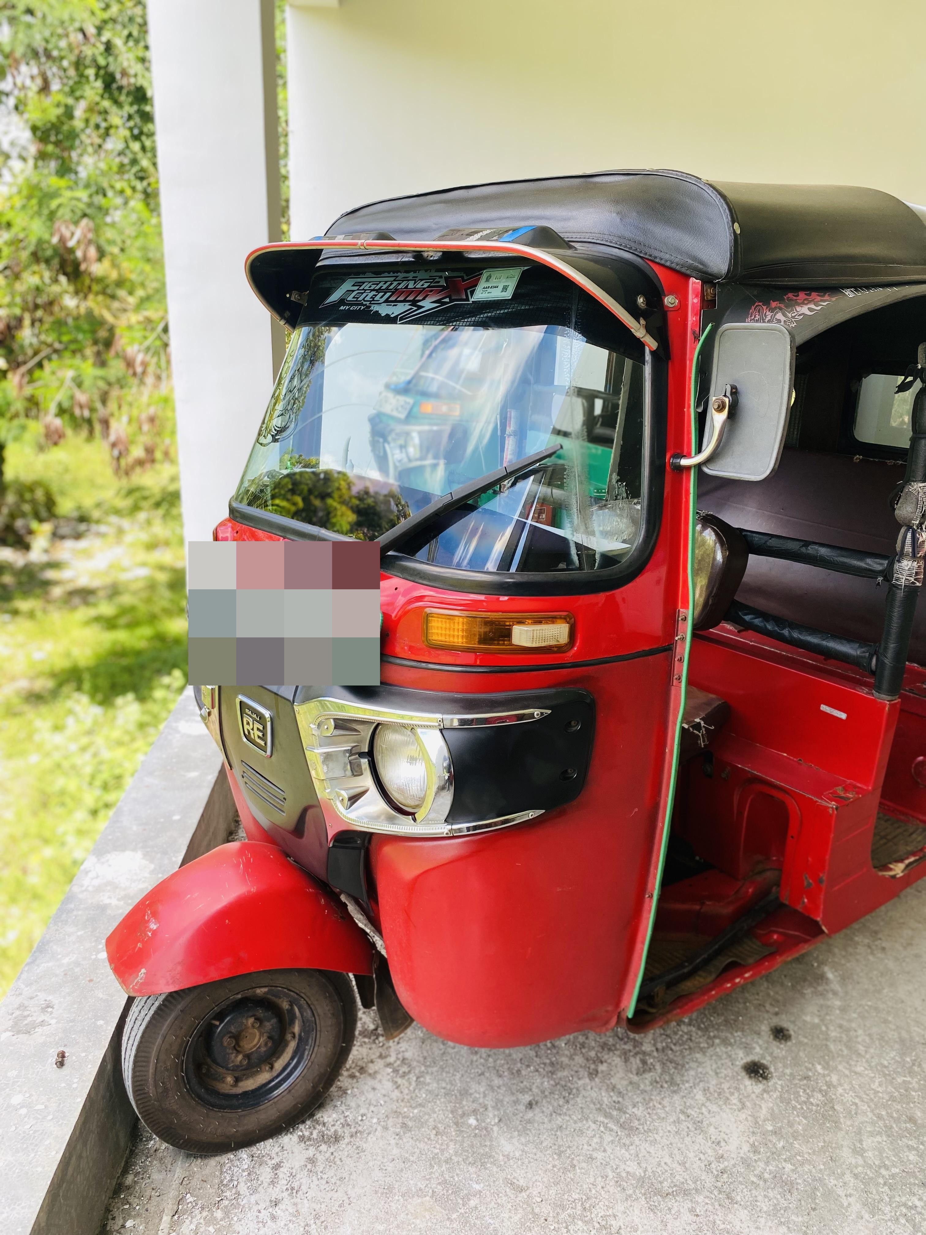Bajaj Three Wheel 2014 - Used Three wheeler sale in Sri Lanka - patpat.lk