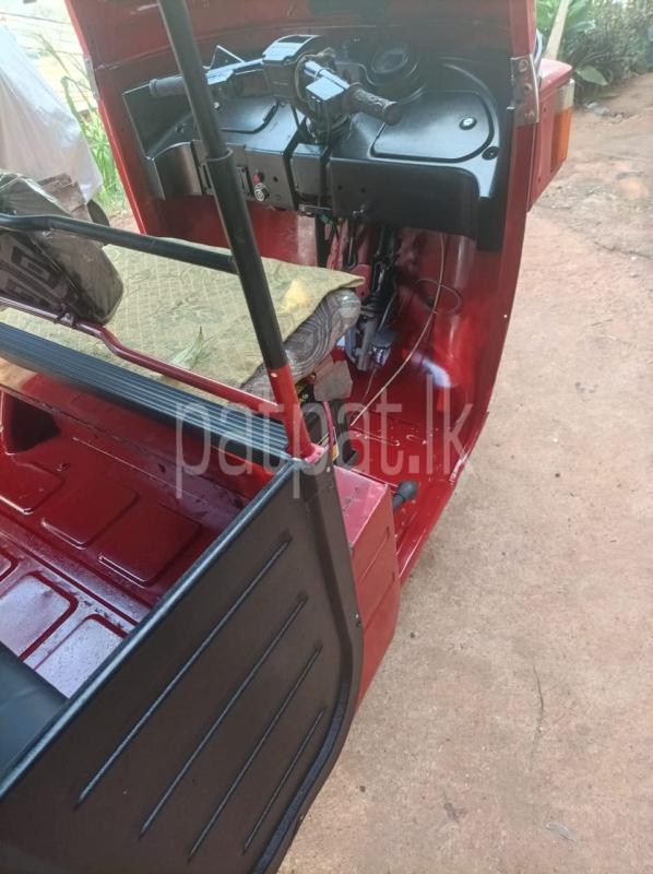 Advertisement image 4