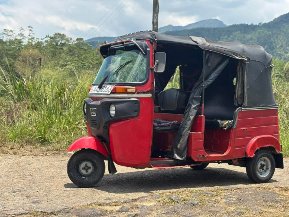 Bajaj Three Wheel 2014 - Used Three wheeler sale in Sri Lanka - patpat.lk