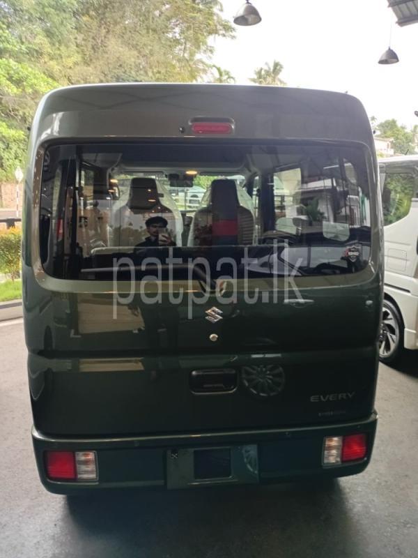 Advertisement image 5