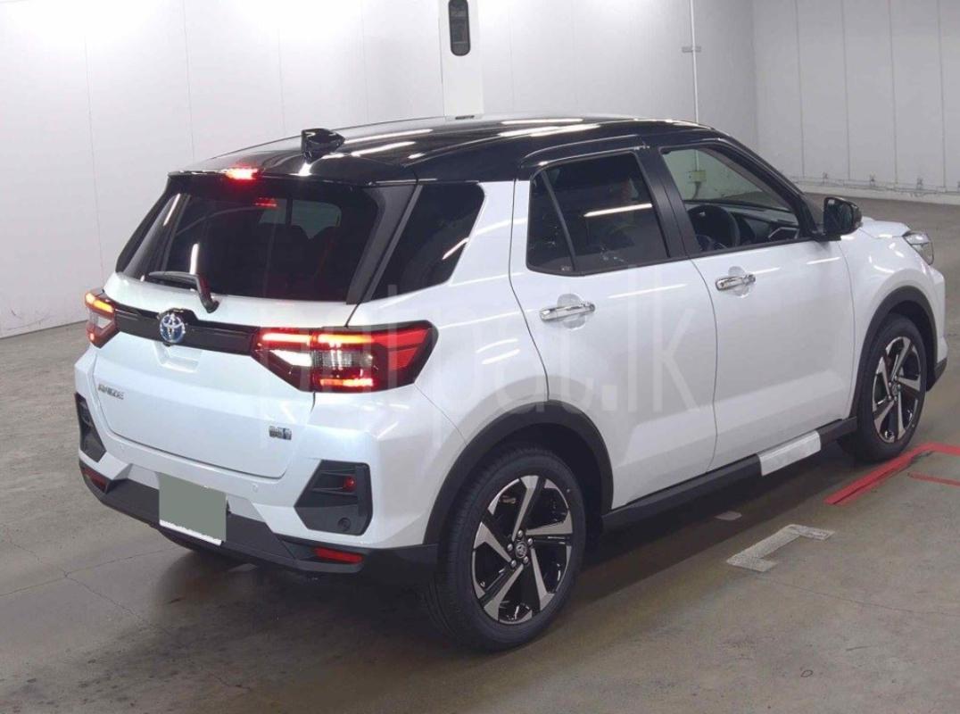 Advertisement image 6