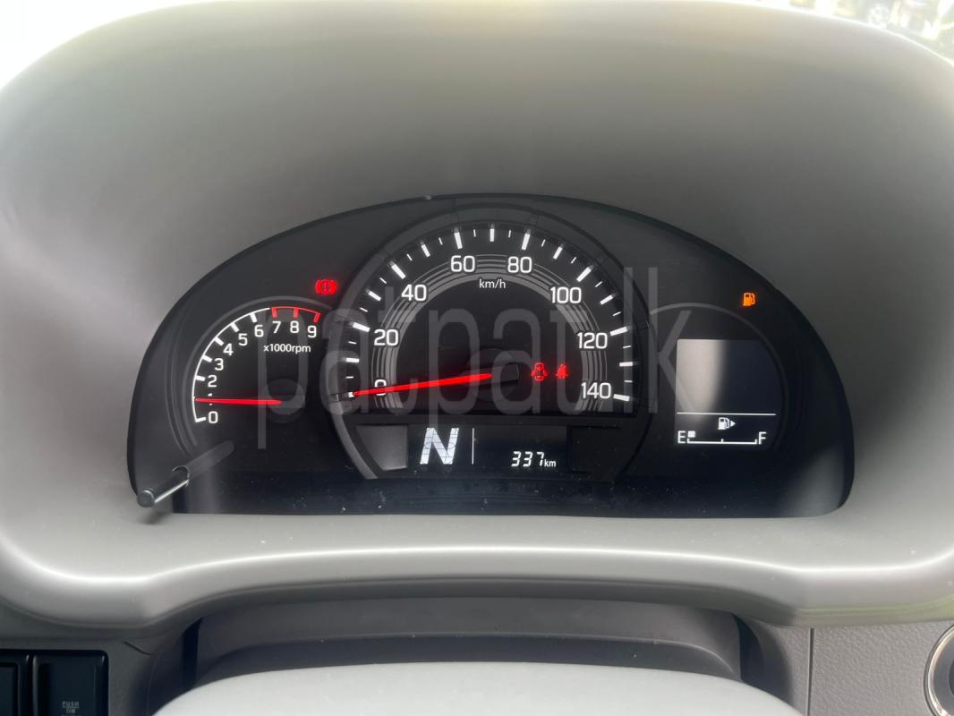 Advertisement image 6