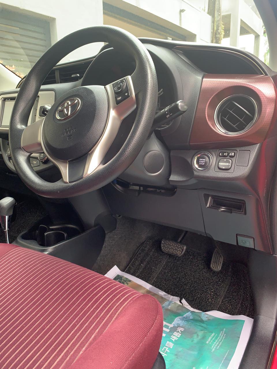 Toyota Vitz 2017 - பயன்படுத்தப்பட்டது கார் sale in Sri Lanka - patpat.lk