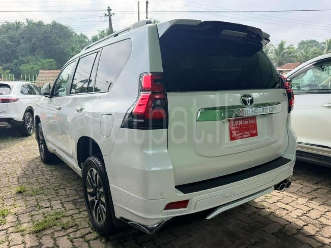 Advertisement image 4