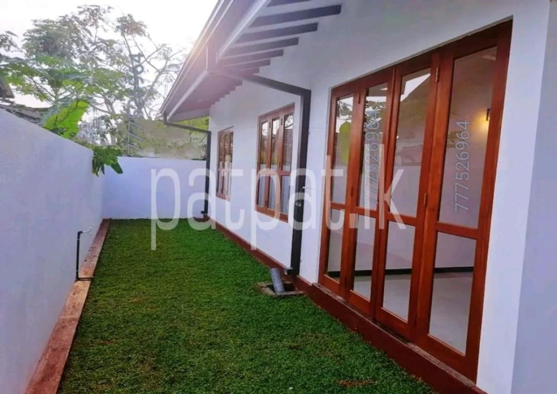 House for Sale in Negombo ads-image-1