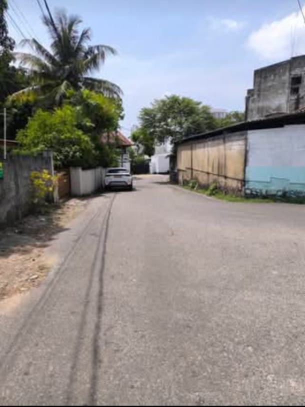 Commercial Land for Sale in Nawala