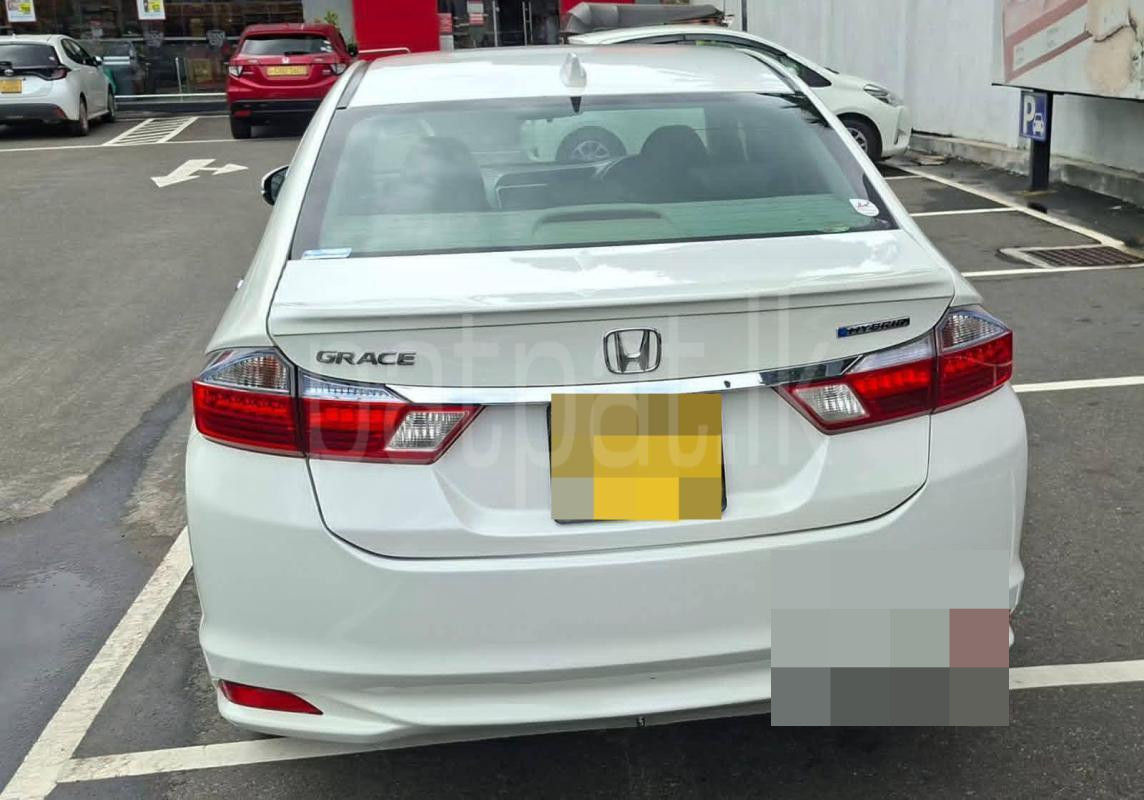 Honda Grace 2017 - Used Car sale in Sri Lanka - patpat.lk