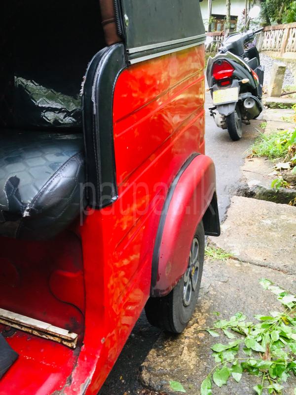Bajaj 4 stroke 2017 - Used Three wheeler sale in Sri Lanka - patpat.lk
