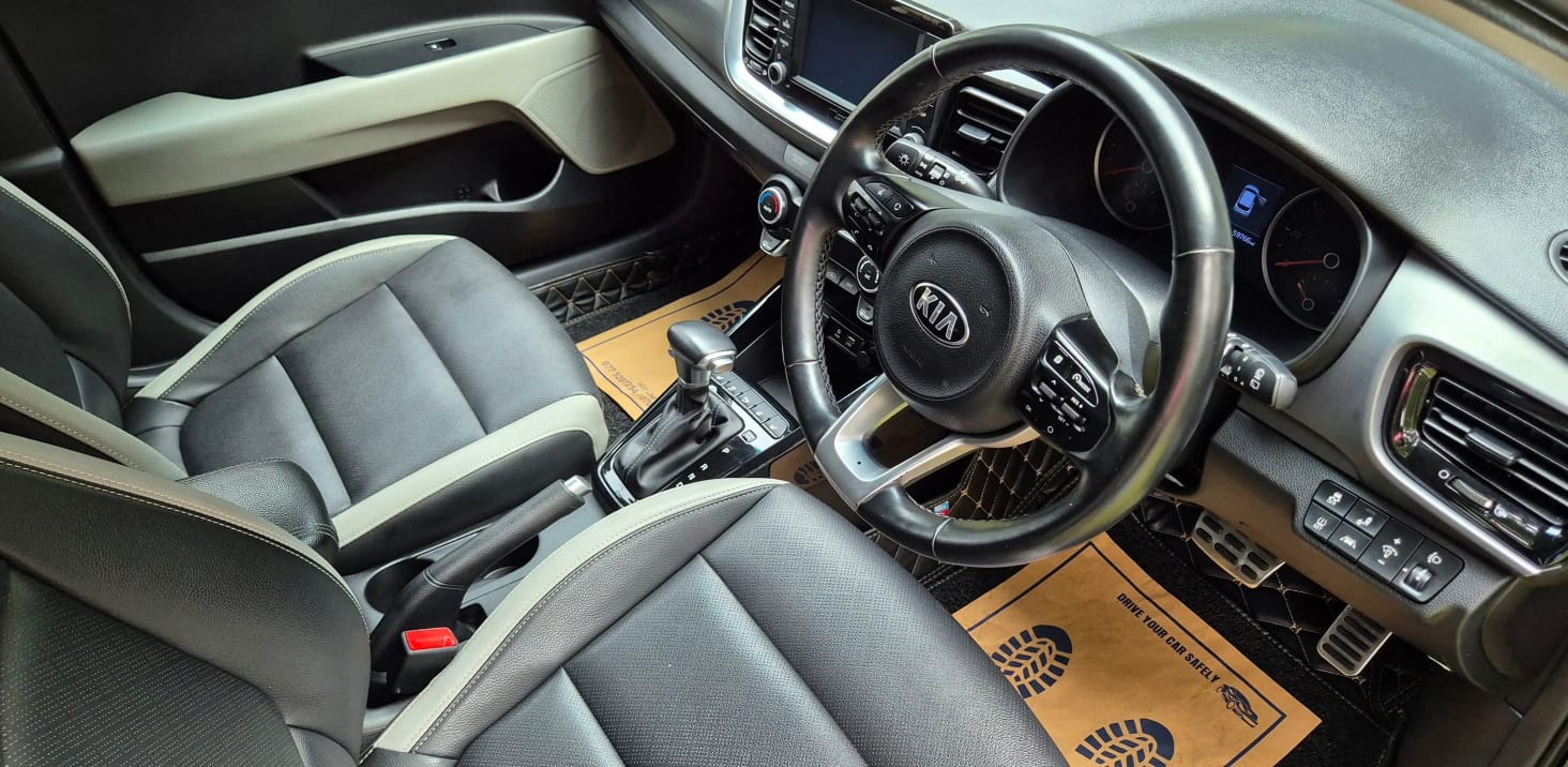 KIA Stonic 2019 - Used SUV sale in Sri Lanka - patpat.lk