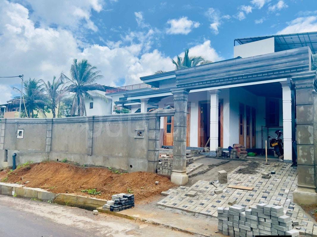 House for Sale in Godagama