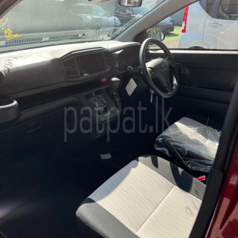 Advertisement image 4