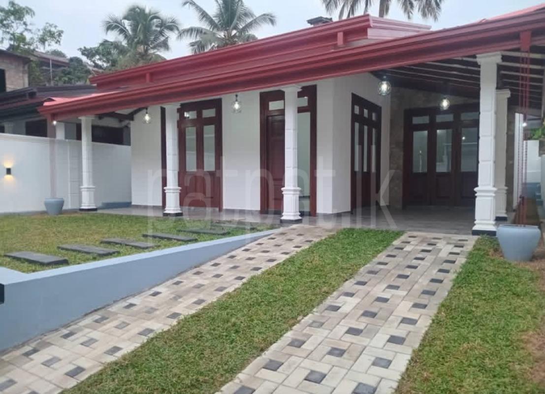 House for Sale in Godagama