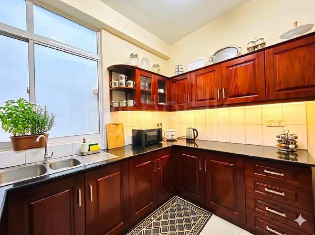 Furnished Apartment for Sale in Wellawatta (Colombo 06)