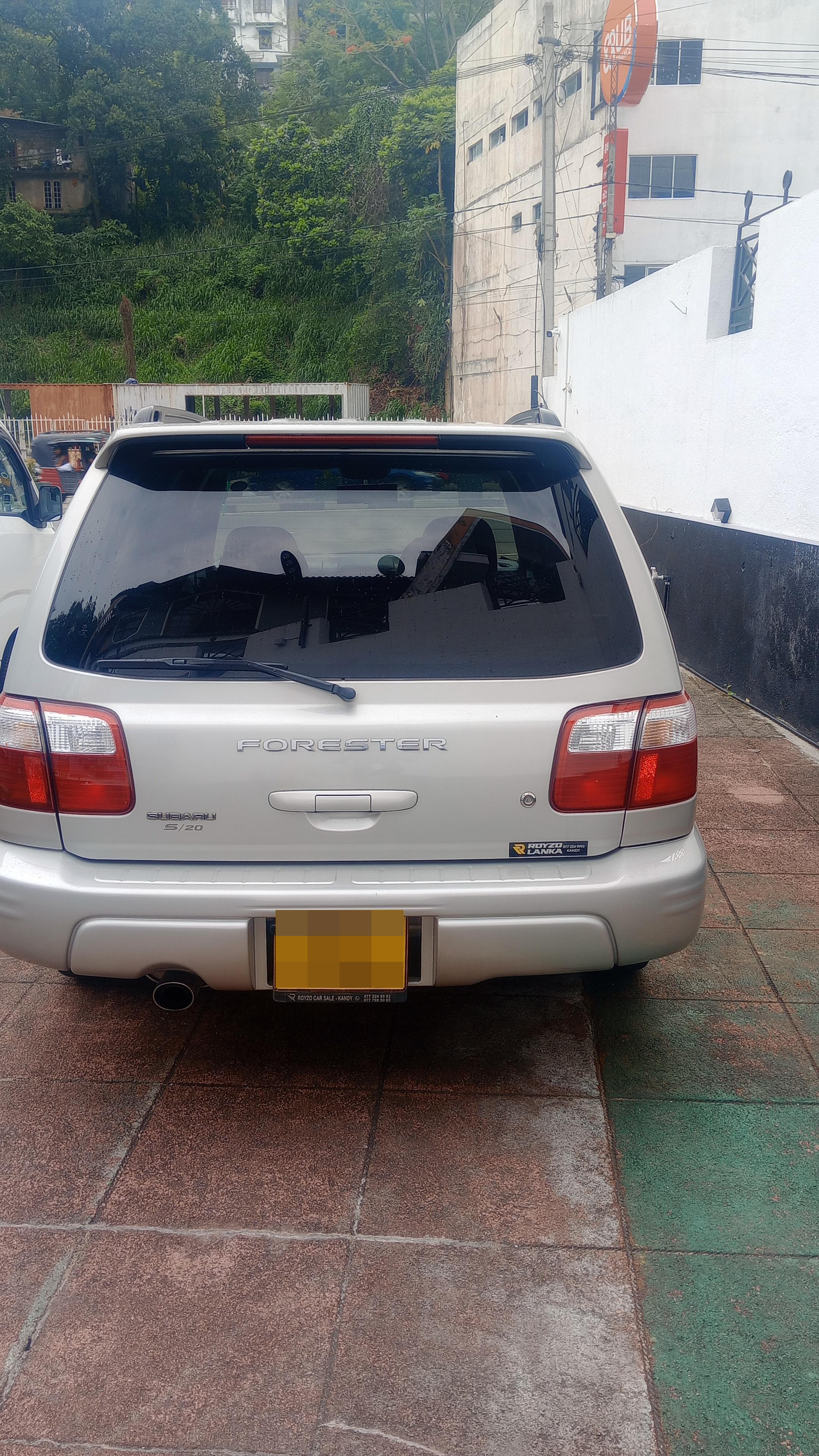 Subaru Forester 2000 - Used SUV sale in Sri Lanka - patpat.lk