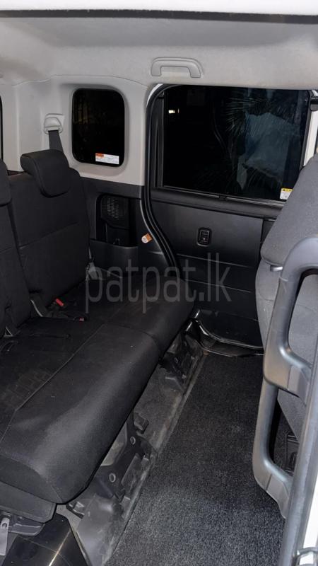 Advertisement image 6