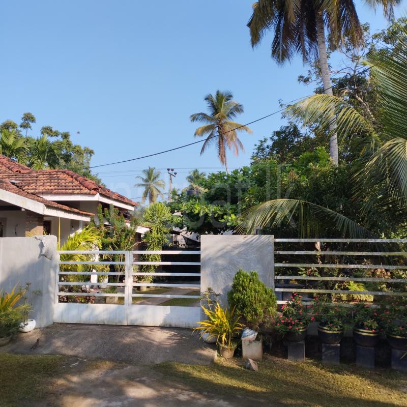 House for Sale in Negombo ads-image-1