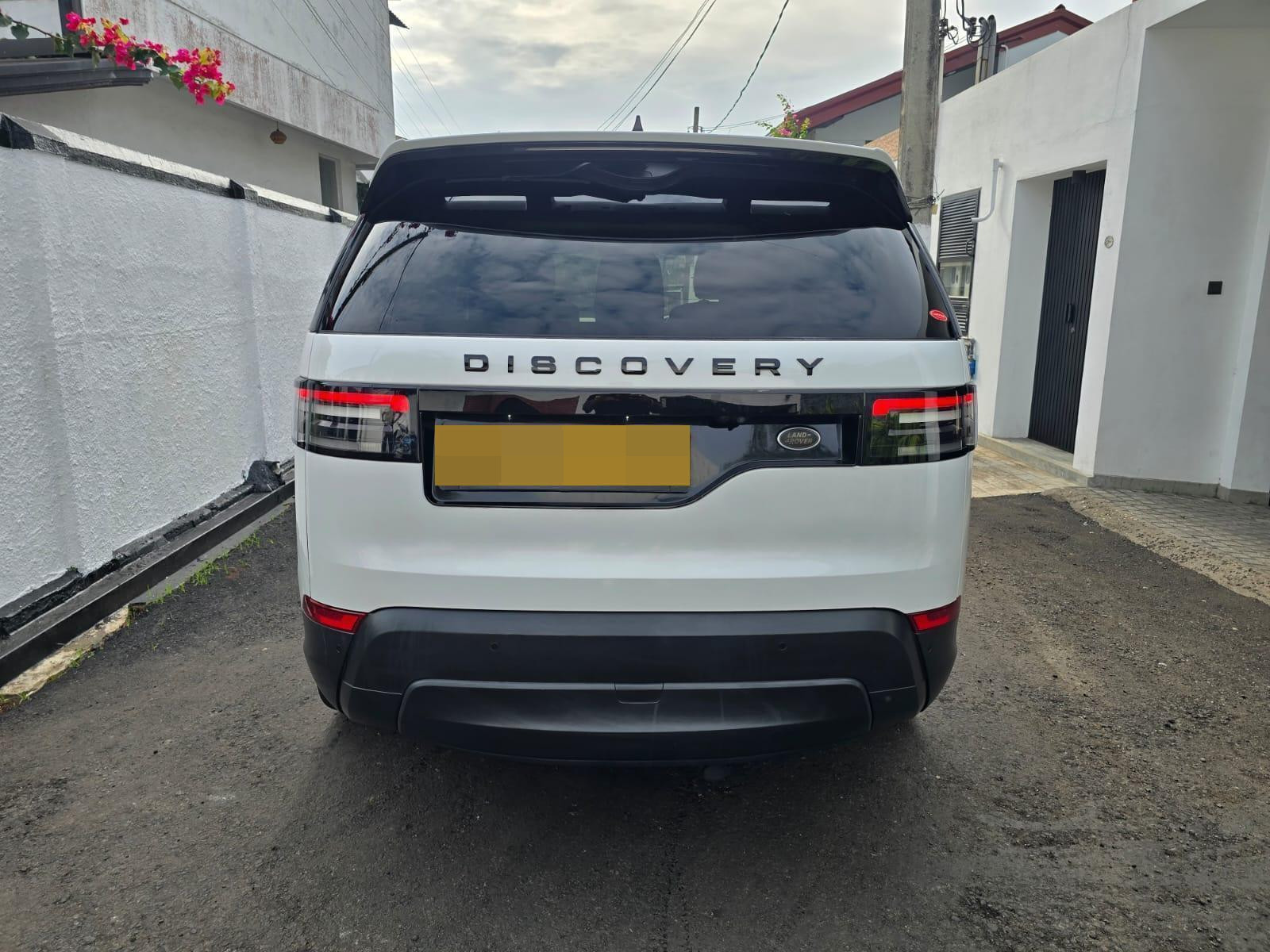 Land Rover Discovery 2017 - பயன்படுத்தப்பட்டது SUV sale in Sri Lanka - patpat.lk