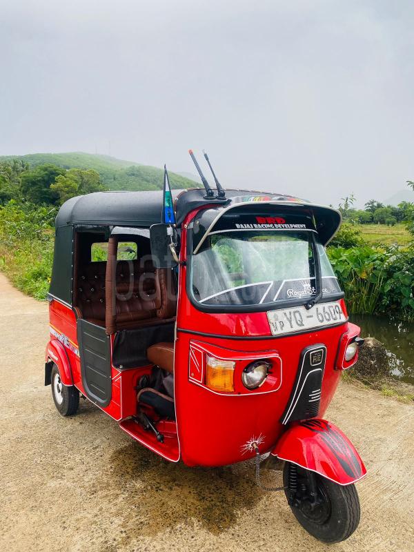 Bajaj 4 stroke 2011 - பயன்படுத்தப்பட்டது முச்சக்கர வண்டி sale in Sri Lanka - patpat.lk