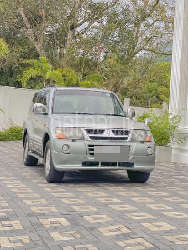 Mitsubishi Montero 2004 - Used SUV sale in Sri Lanka - patpat.lk