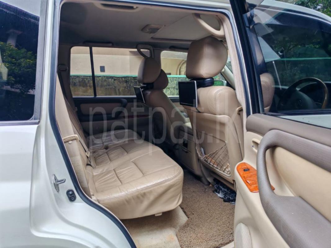 Advertisement image 3