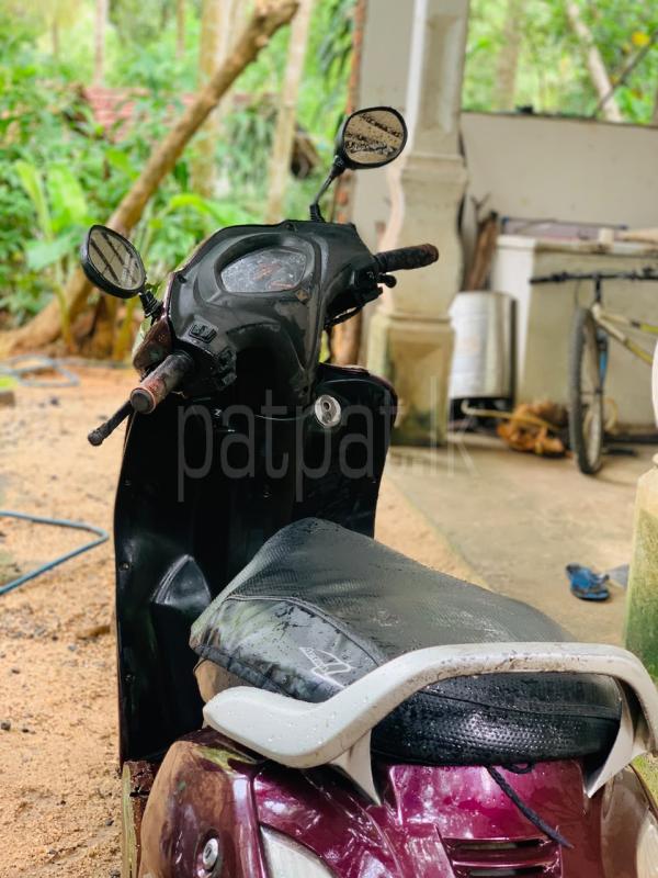 Honda Activa 2016 - பயன்படுத்தப்பட்டது பைக் sale in Sri Lanka - patpat.lk