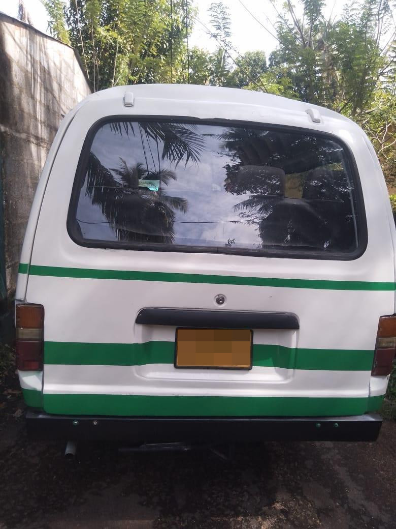 Toyota LH40 1982 - Used Van sale in Sri Lanka - patpat.lk