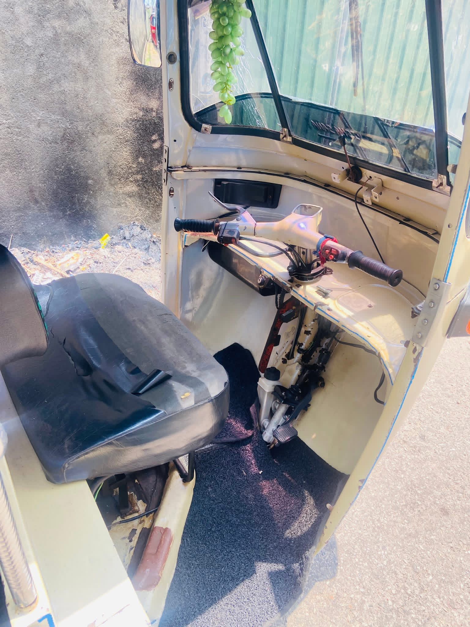 Bajaj Three Wheel 1992 - Used Three wheeler sale in Sri Lanka - patpat.lk