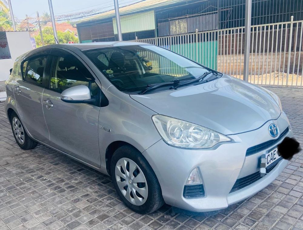 Toyota Aqua 2014 - භාවිතා කරන ලද කාර් sale in Sri Lanka - patpat.lk