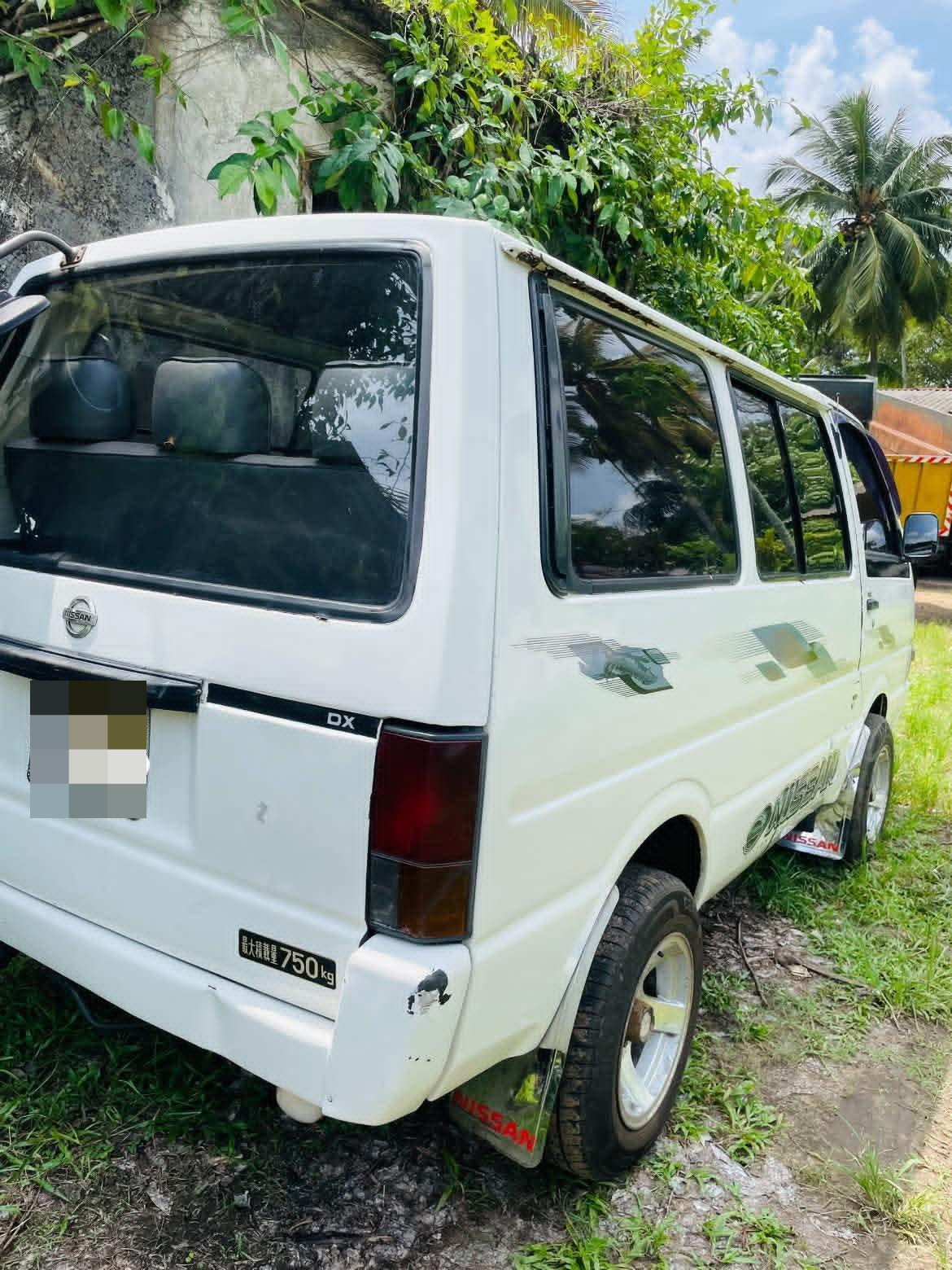 Nissan Vanette 1990 - Used Van sale in Sri Lanka - patpat.lk