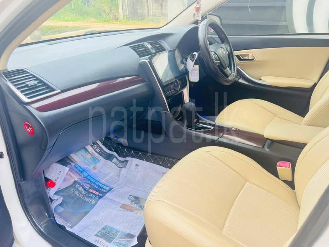 Toyota Premio 2016 - பயன்படுத்தப்பட்டது கார் sale in Sri Lanka - patpat.lk
