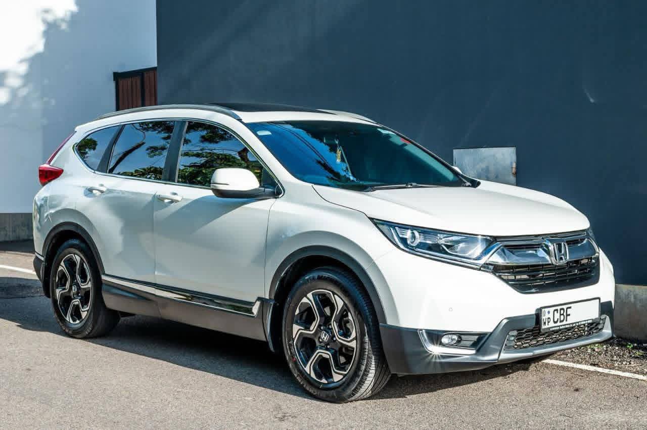 Honda CR V 2018 - பயன்படுத்தப்பட்டது SUV sale in Sri Lanka - patpat.lk