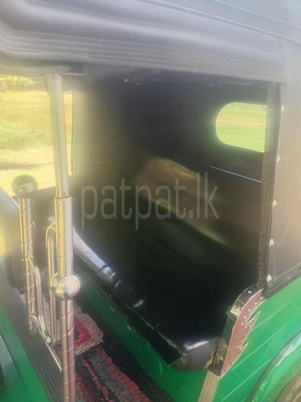 Bajaj 4 stroke 2012 - භාවිතා කරන ලද ත්‍රිරෝද රථය sale in Sri Lanka - patpat.lk