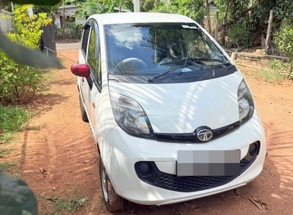 Tata Nano 2016 - பயன்படுத்தப்பட்டது கார் sale in Sri Lanka - patpat.lk