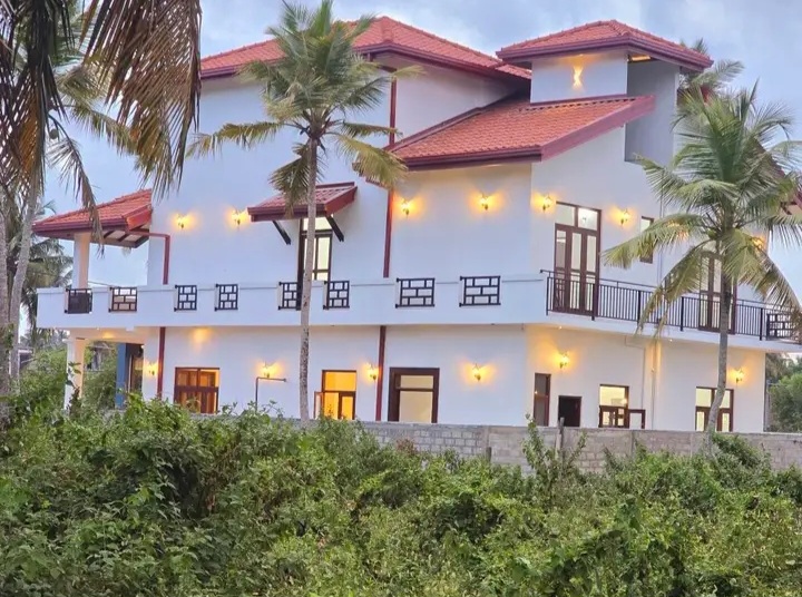 House for Sale in Negombo ads-image-1