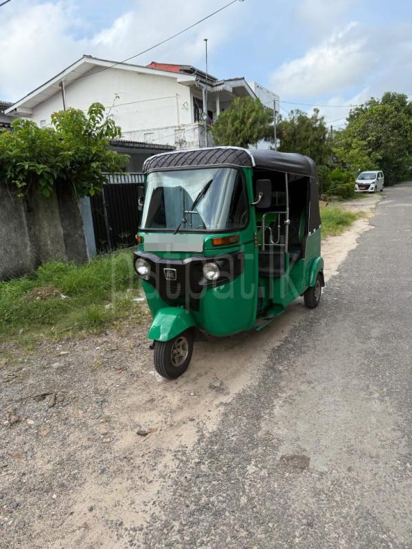 Bajaj 4 stroke 2014 - Used Three wheeler sale in Sri Lanka - patpat.lk